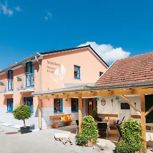Bed & Breakfast Wirtsberg & Cafe