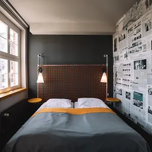 superbude-hotel-hostel-stpauli.hamburg-hotels-de.com/